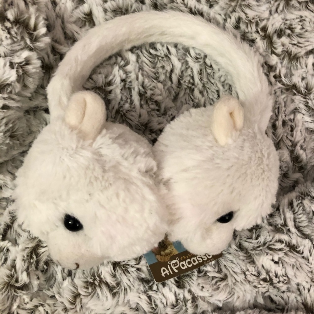 Kawaii Alpacasso ear muffs